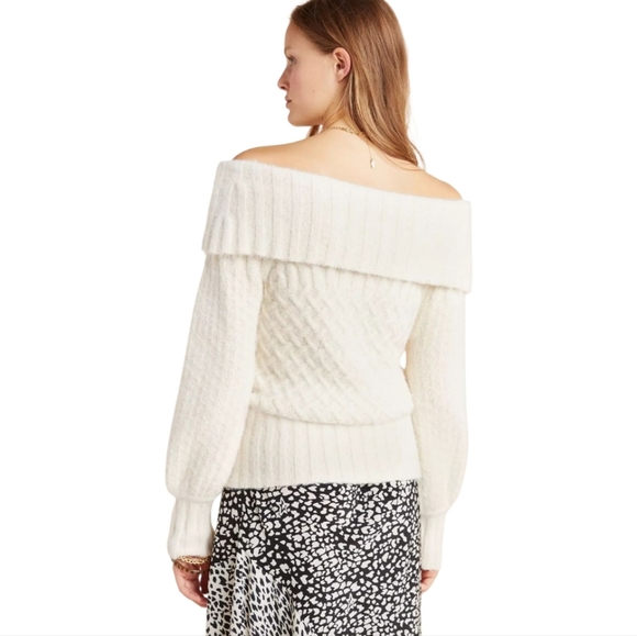 Anthropologie Margo Soft Off the Shoulder‎ Cream Sweater Size Small - Picture 3 of 13